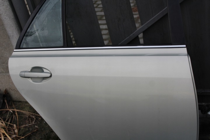 фото №8, Двері праві зад toyota avensis t25 універсал колір 6t1