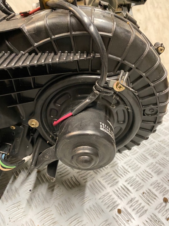 фото №7, Отопитель испаритель вентилятор панель jeep grand cherokee zj