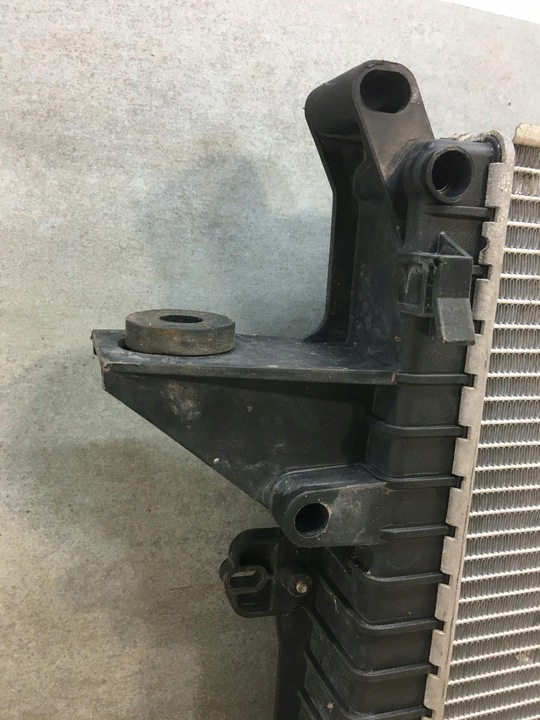 фото №5, Радиаторов воды discovery iii 2.7 td v6 lr021778