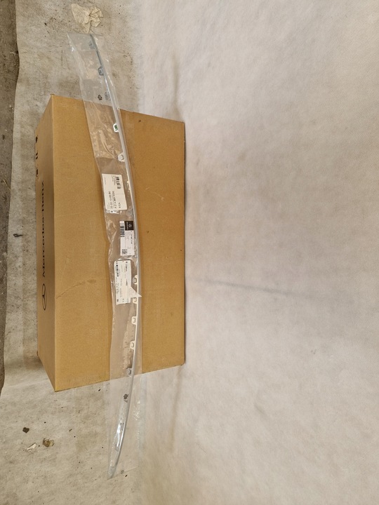 фото №1, Планка хром mercedes e-klasa a2148855300