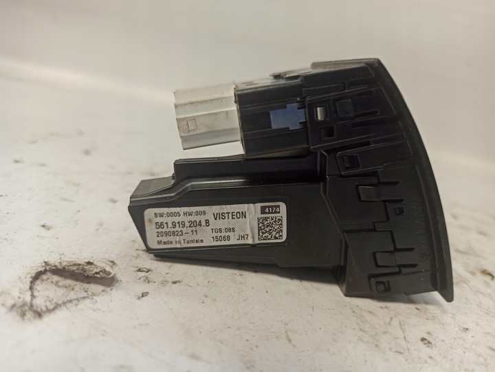 фото №8, Volkswagen passat b7 usa часы панели распределительной 561919204b