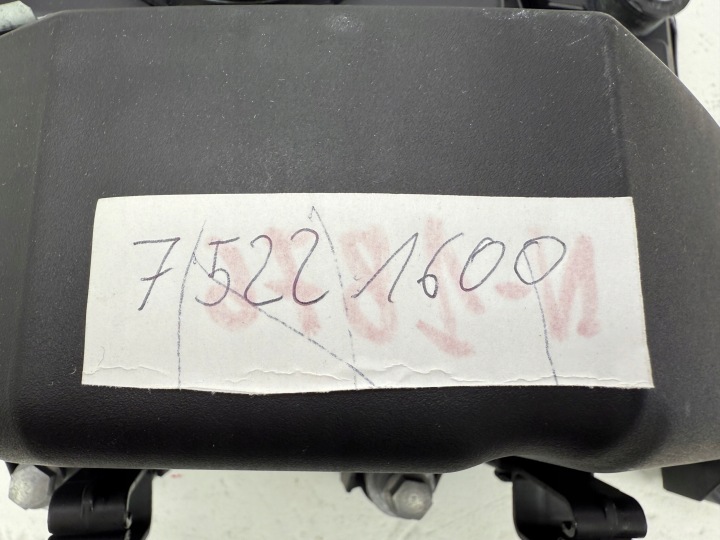 фото №9, Bmw e60 e61 4.4 v8 ліва кришка клапанів нова оригінал 75221600