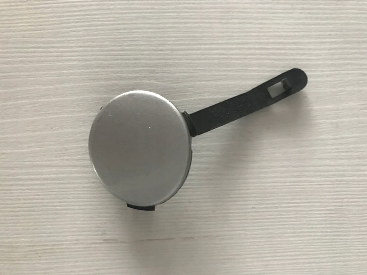 фото №1, Renault clio ii 2 phase 3 заглушка фаркоп перед