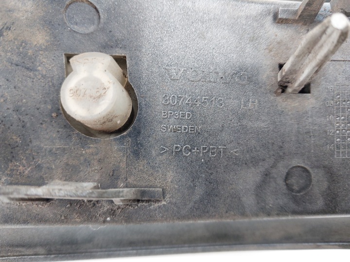 фото №6, Відбивач бампера рамка лівий зад 30744513 volvo xc70 ii