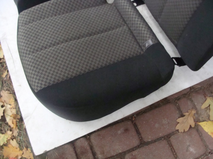 фото №3, Диван зад задняя renault megane ii hb 5d 02-05 r.