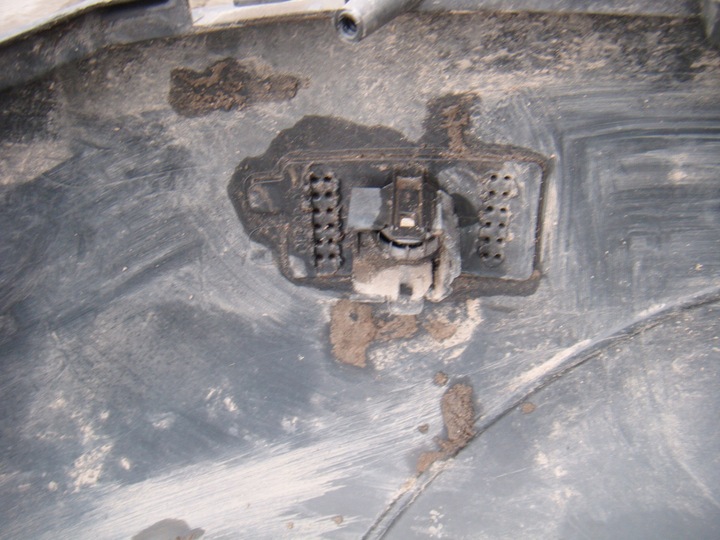 фото №13, Kia sportage iv 4 2015-2018 накладка бампера бампер зад pdc 86612f1010