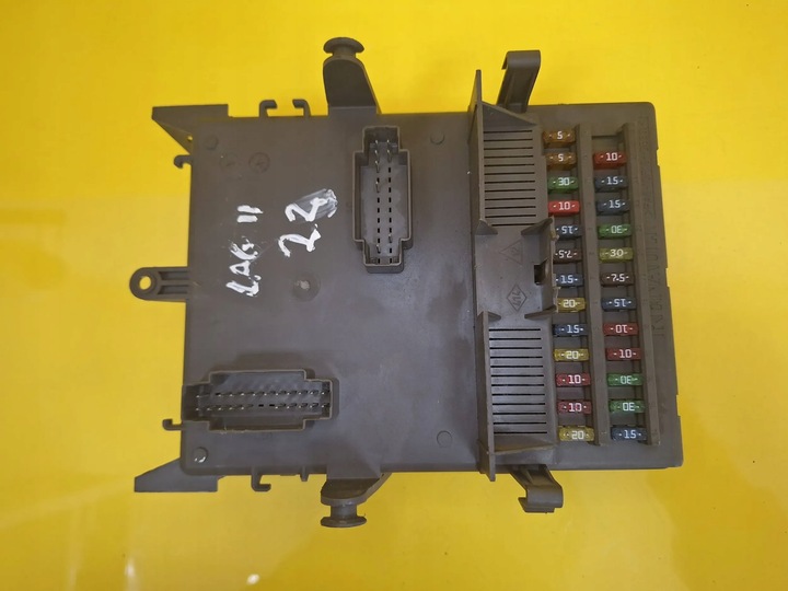 фото №6, Коробка запобіжників 8200004201e renault laguna ii nr136