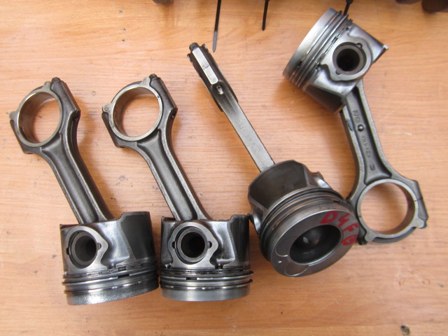 фото №1, Hyundai i30 i20 kia ceed 1.4 1.6 crdi d4fb поршень p289 u16 e5b