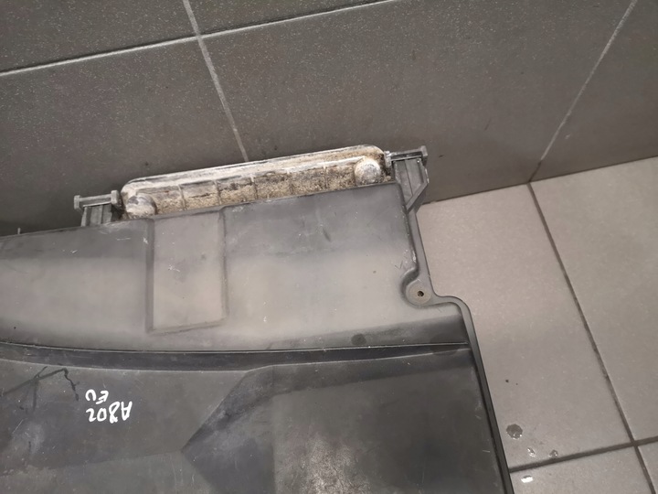 фото №5, Корпус блоків управління audi a8 d2 eu 4d1937128e