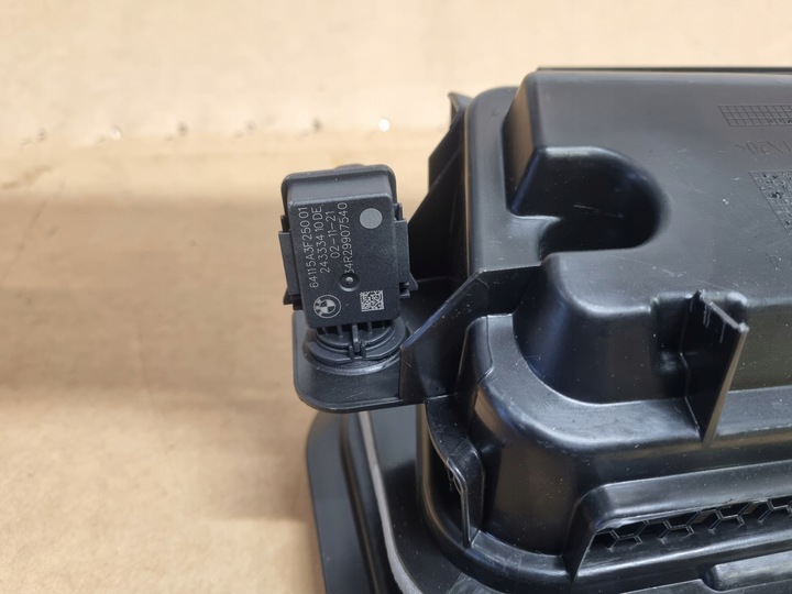 фото №10, Bmw 8 m850ix g16 решітка повітропровід 9301574 нова