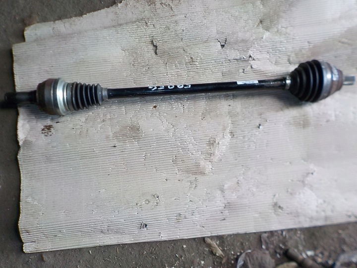 фото №1, Полуось правая golf vii octavia iii leon iii 2.0 tfsi 5q0407272eg