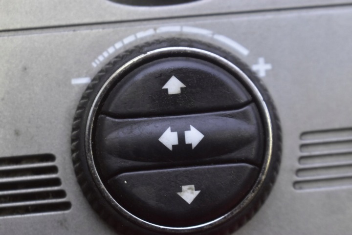 фото №12, Панель керування повітропровід клімат 01560513690 alfa romeo gt 937 03-10
