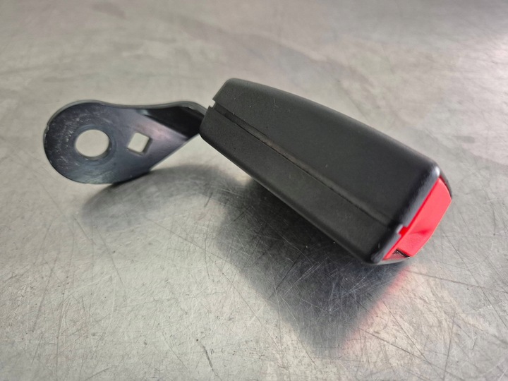 фото №2, Vw eos рестайлінг застібка ременя задня права скоба 1q0857740