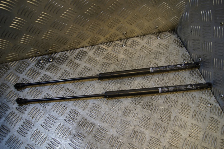 фото №1, Приводы крышки space star ii