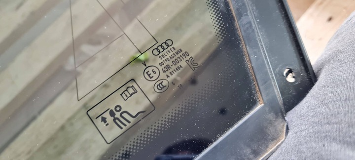 фото №6, Sq8 q8 rsq8 скло кузовна права праві зад чорний 19r 4m8845298p