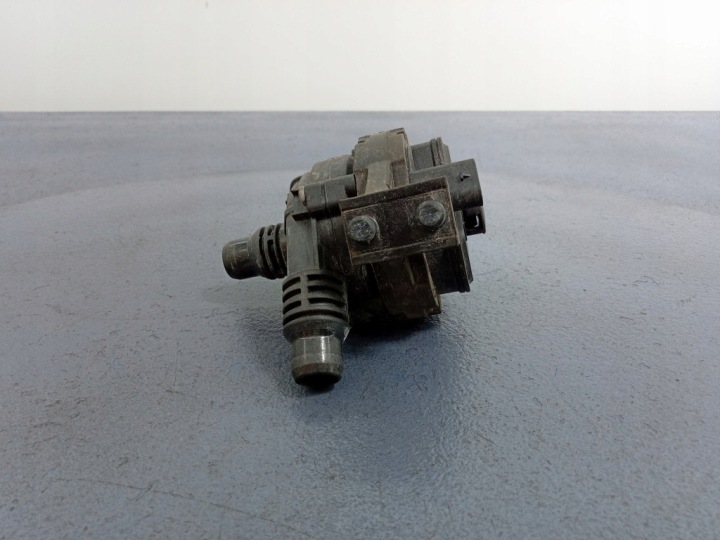 фото №5, Bmw g11 g12 3.0d b57 дополнительный водяной насос 8840613