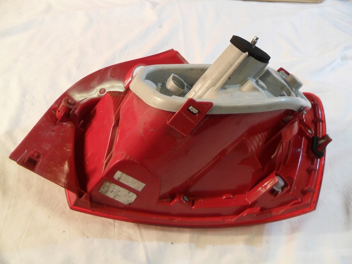 фото №10, Seat ibiza 4 лампа лівий зад 8-13r 6j4945257d