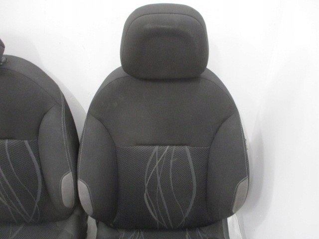 фото №11, Peugeot 208 рестайлинг прокладка з фургон диван ремни