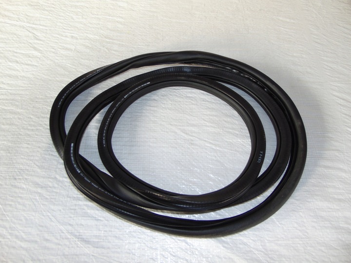 фото №1, Passat b8 прокладка karosery права зад 3g5867914