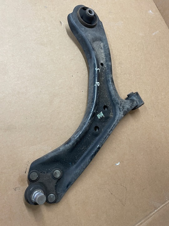 фото №1, Hyundai ioniq 5 ev6 4wd важіль перед переднє праві 54501cv000 ідеальний відправлення