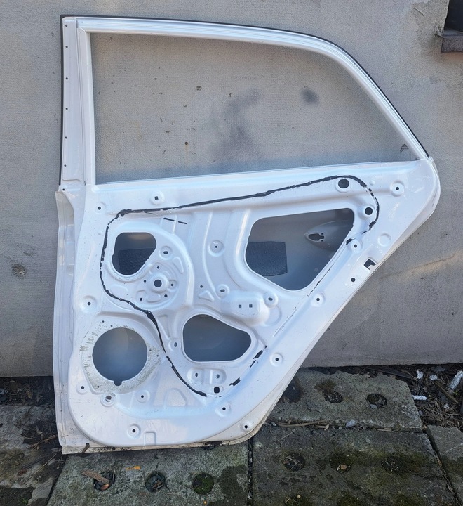 фото №4, Hyundai i20 ii дверь правые зад