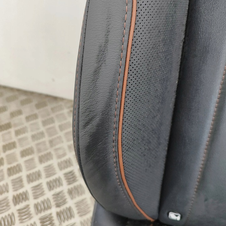 фото №8, Skoda enyaq iv 2023 левая сторона сиденье переднее водителя