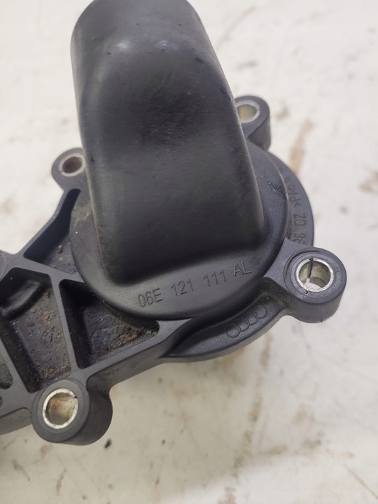 фото №5, Корпус термостата audi s4 s5 a6 3.0 t 06e121111al