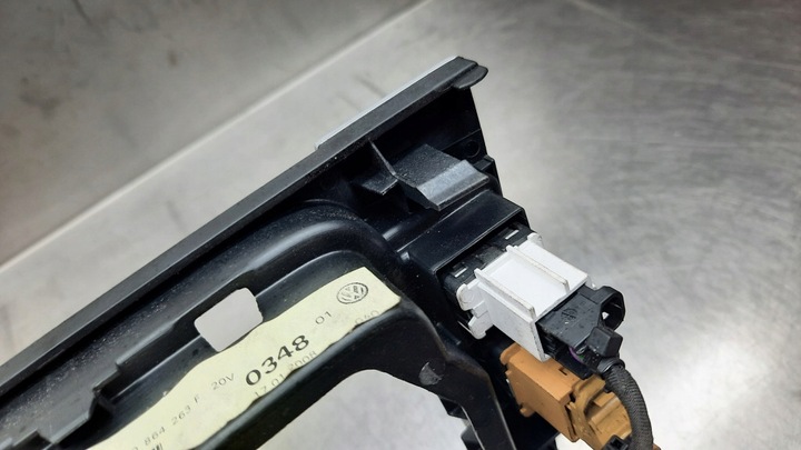 фото №14, Рамка важіль перемикання передач зміни коробки передач 3c0864263f vw passat b6 05-10r