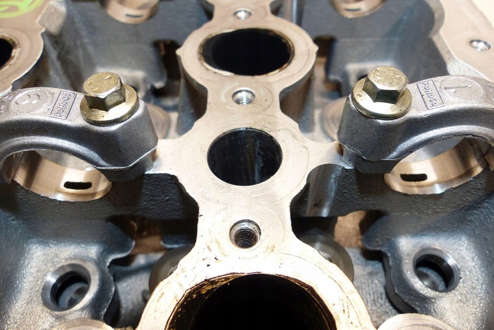 фото №11, Range rover iv l405 sport ii l494 4.4 sdv8 448dt головка циліндрів права