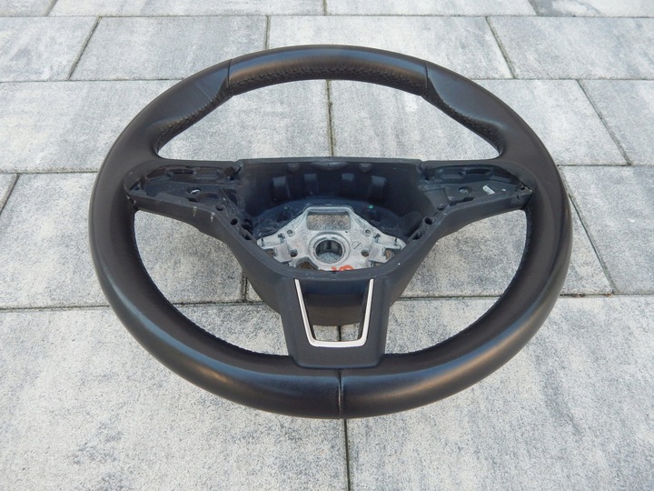 фото №8, Skoda superb octavia iii - руль pod лепестки