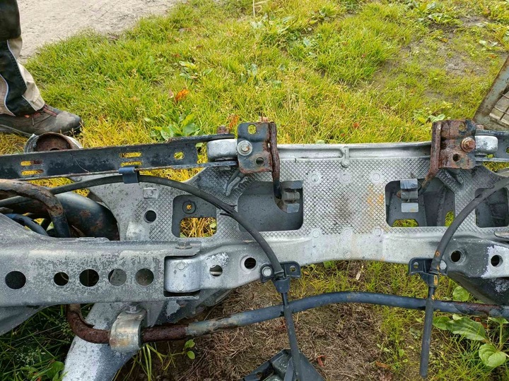 фото №4, Volvo v70 ii задня балка підвішування амортизатор