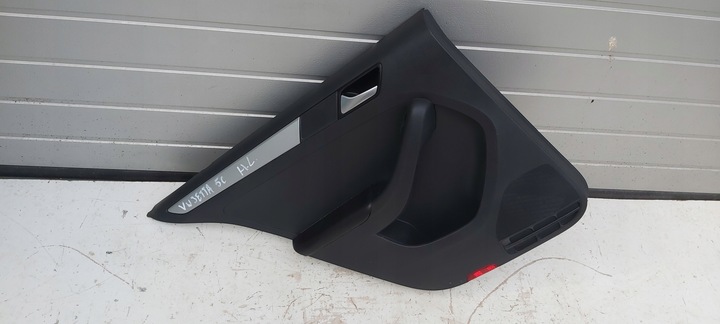 фото №1, Vw jetta 5c 5c6867211a обивка дверь левый зад eu