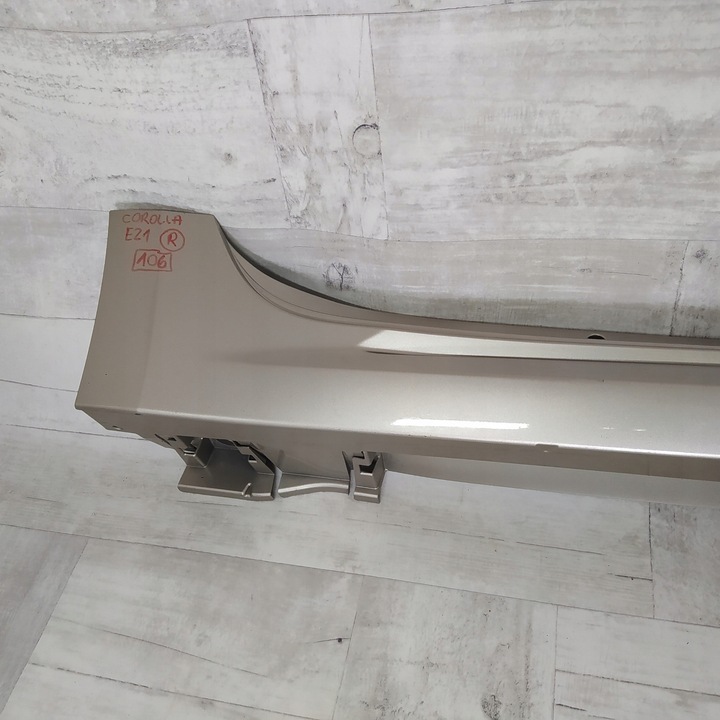 фото №7, Toyota corolla e21 sedan планка порогова накладка права 75850-02230