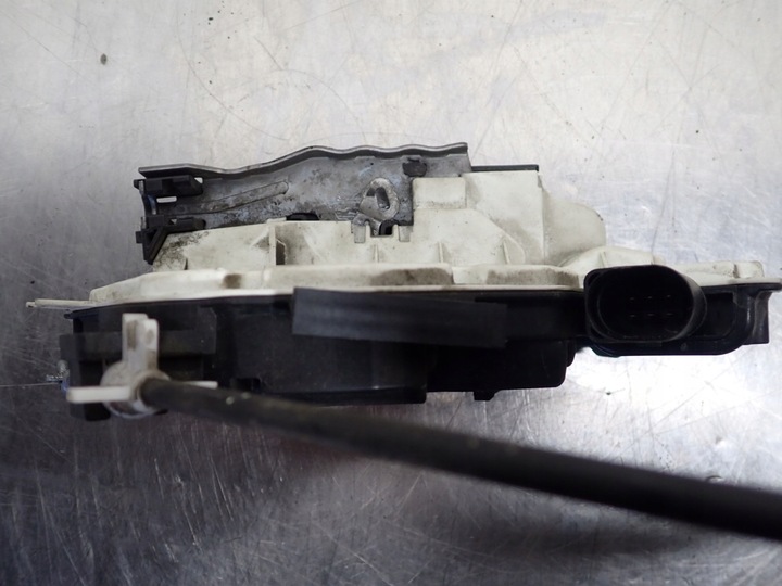 фото №2, Замок правые перед дверь skoda fabia ii 1.2