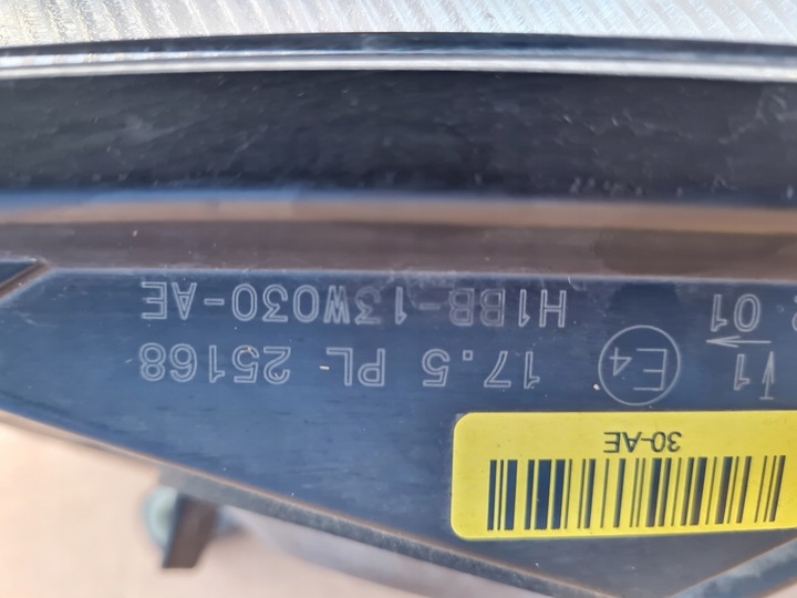 фото №10, Ford fiesta mk8 лампа правая lub левая h1bb13w030ae /29a