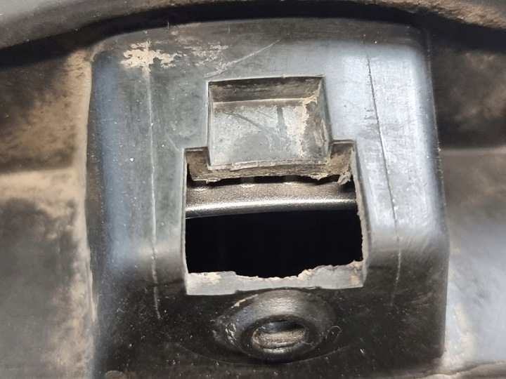 фото №12, Крышка вкладка заливка топлива k: ly5k оригинальный номер 5p0809905 seat altea 2.0 tdi 05r