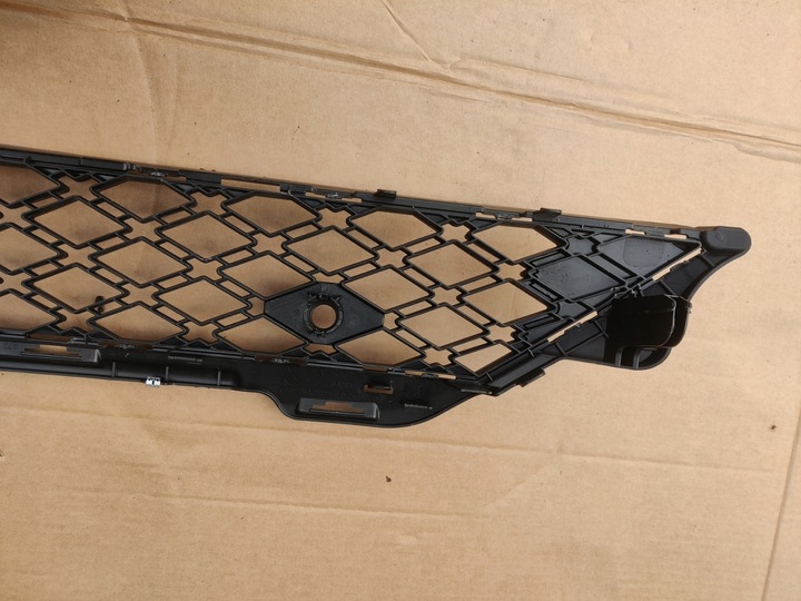 фото №7, Skoda enyaq 5la решітка середня 5la853677 оригінальний номер