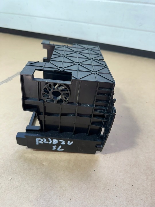 фото №8, Крепление радио, каркас радио, рамка mercedes sl r230, w230 zu