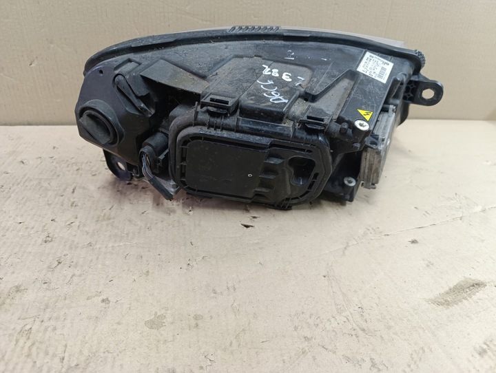 фото №7, Audi a6 c6 лампа перед правая ксенон plus модуль 4f0941029 европа