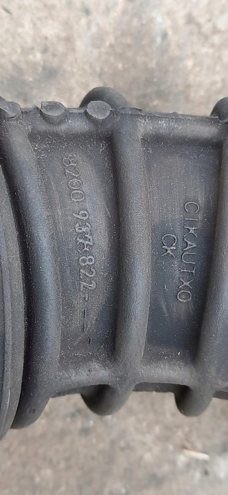 фото №7, Труба повітропровід трубка  повітря 1.5dci renault megane iii 8200937822