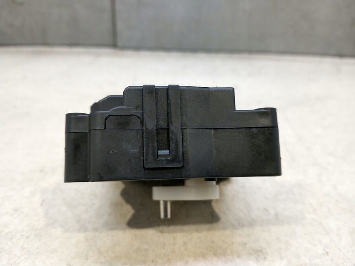 фото №10, Двигунчик нагрівача corolla e12 1138002051