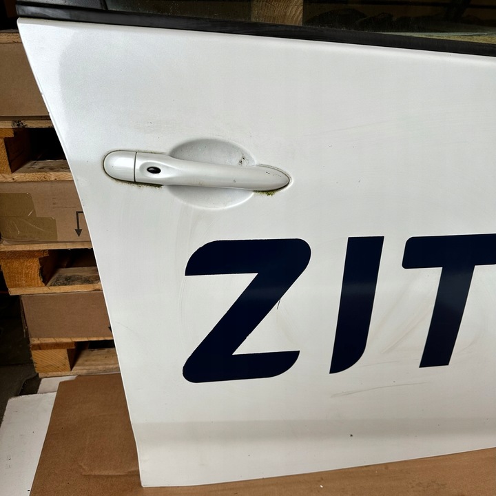 фото №7, Renault zoe двері передні праві перед правий аксесуари скло планка ручка