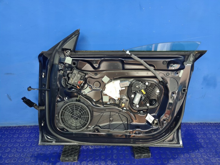 фото №9, Audi a7 c7 4g дверь перед правое правое передние комплектные доводчик oem lx5r
