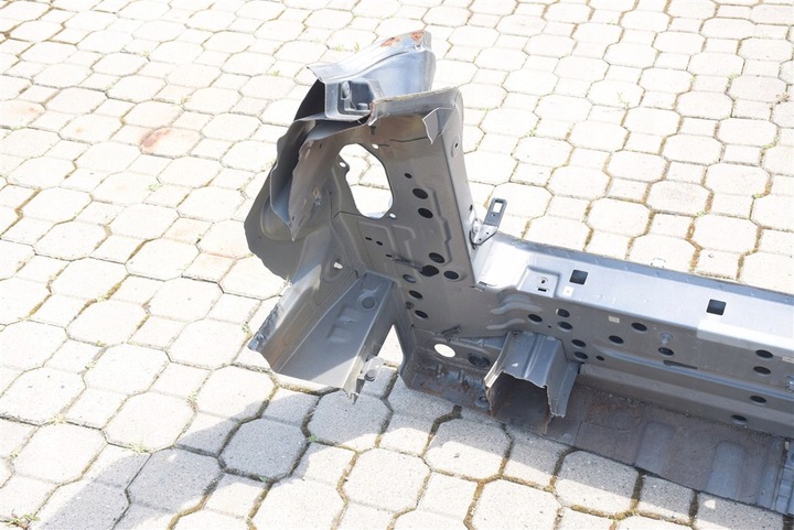 фото №5, Bmw x5 e70 панель крепления фар зад pas задний четверть усилитель