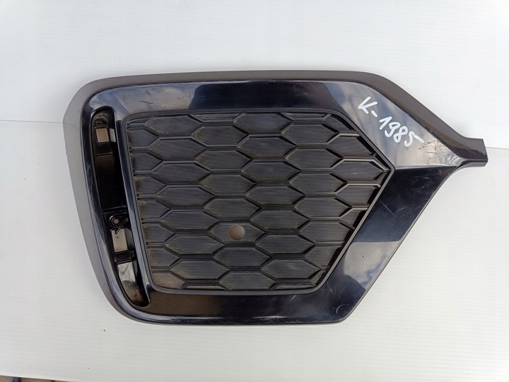 фото №1, Honda civic x 17- решётка бампера заднего правая