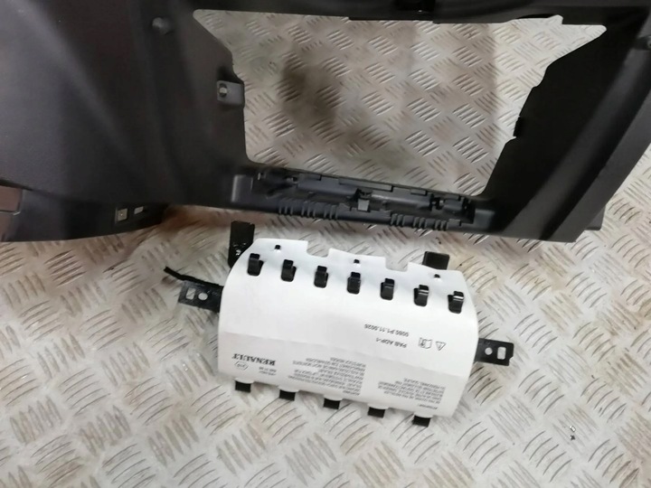 фото №5, Renault zoe панель консоль подушки подушка безпеки