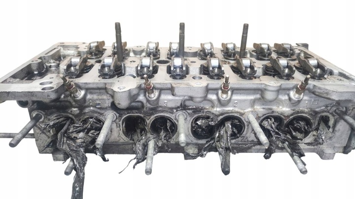 фото №6, Головка двигуна fiat doblo 500x 1.5 mjet 55267277 тріщини між клапанами