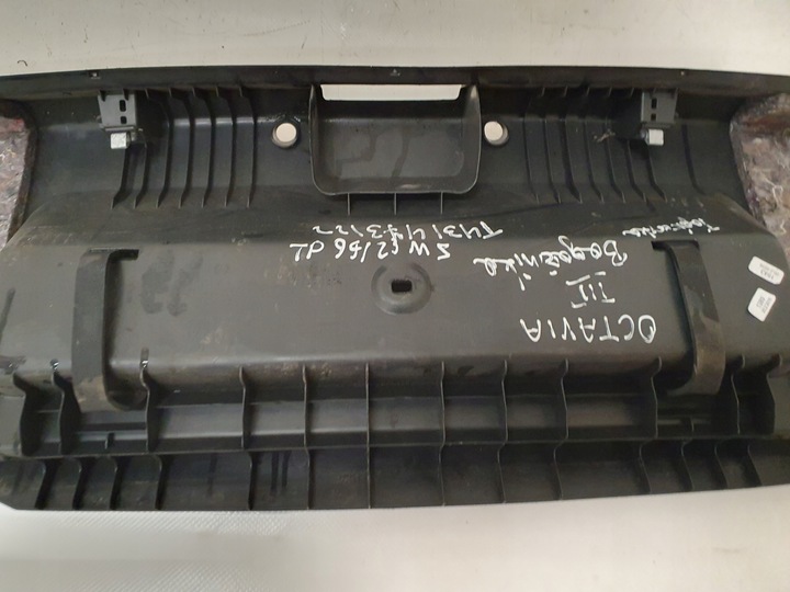 фото №6, Skoda octavia iii обивка крышки хэтчбек