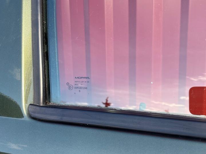 фото №3, Jeep cherokee liberty kk стекло дверь правые перед оригинал