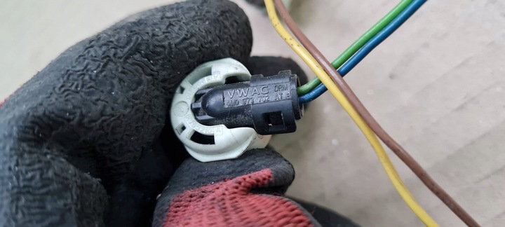 фото №7, Sq5 q5 80a штекер роз'єм амортизатора 4m0973702at a4 b9 s4 a5 8w